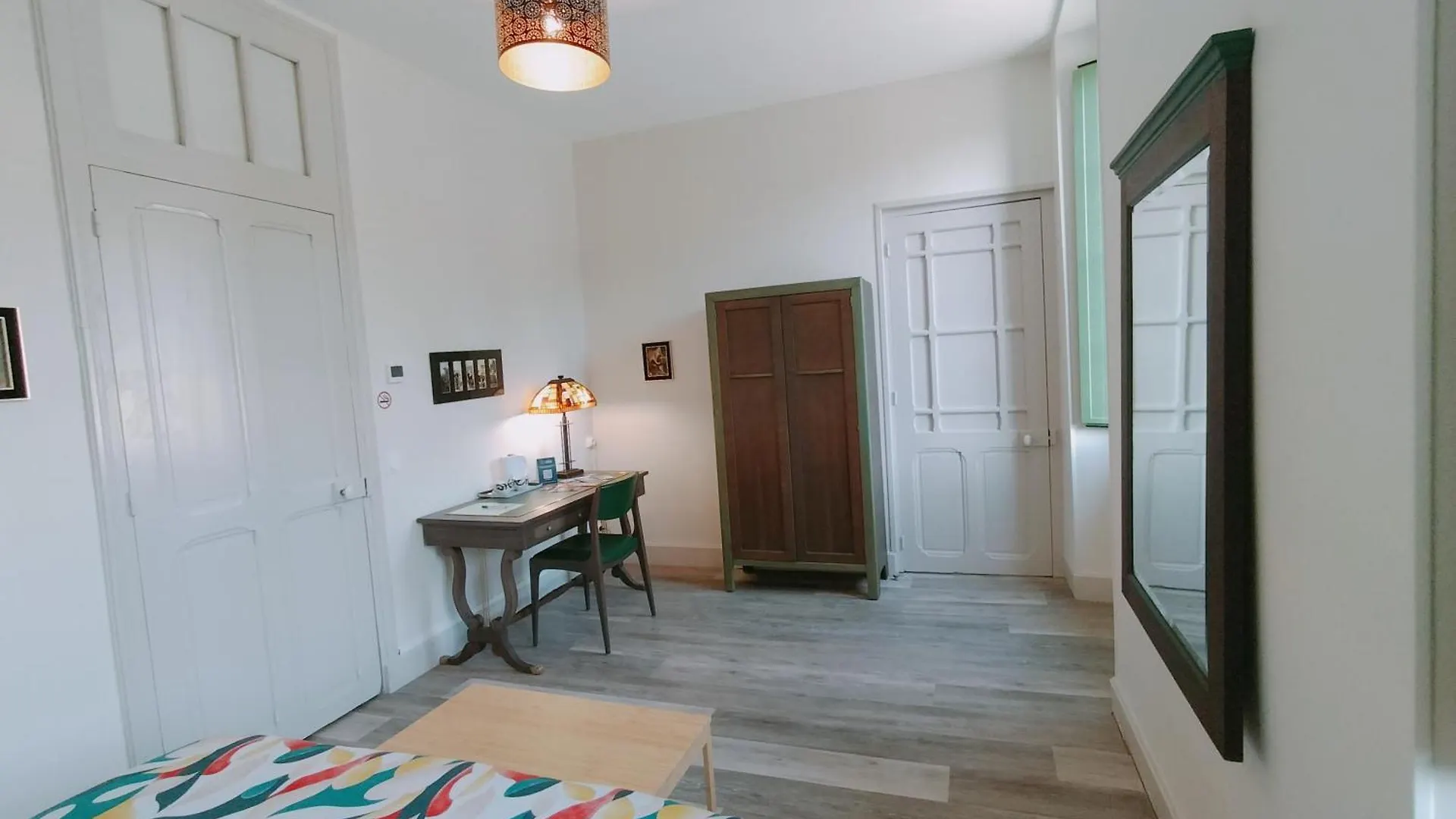 Appartement L'Ecole Buissonniere à Laroque-dʼOlmes